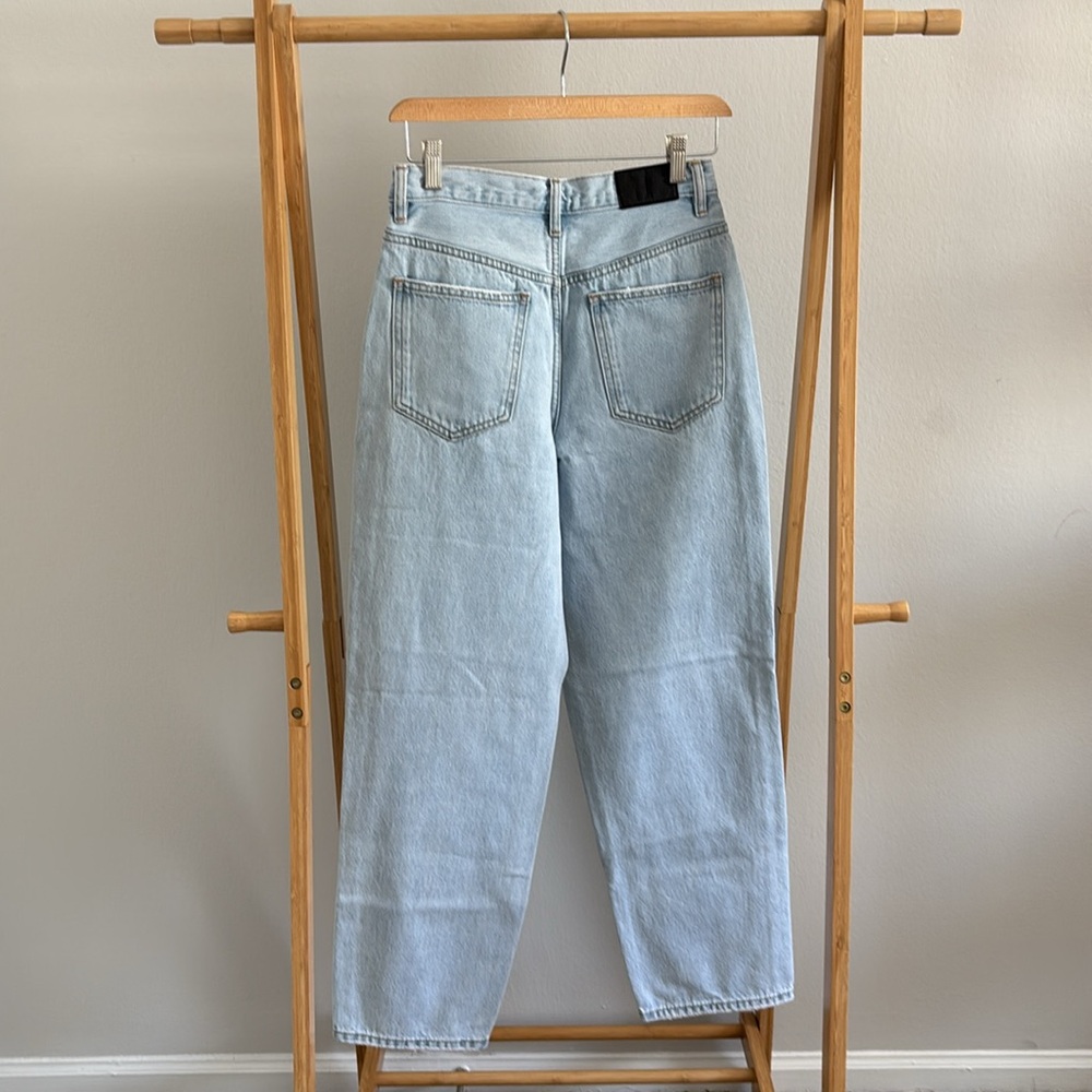 Glassons Gathered Front Light Wash Jeans - Picture 9 of 9